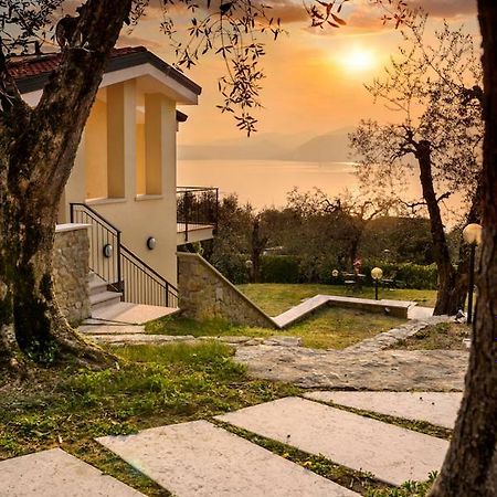 Maison Balu Villa Torri Del Benaco Exterior photo